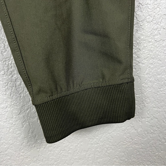 Vuori Meta Jogger, Dark Oregano L - EUC, Performance, Athleisure, Green, Casual - Picture 7 of 15